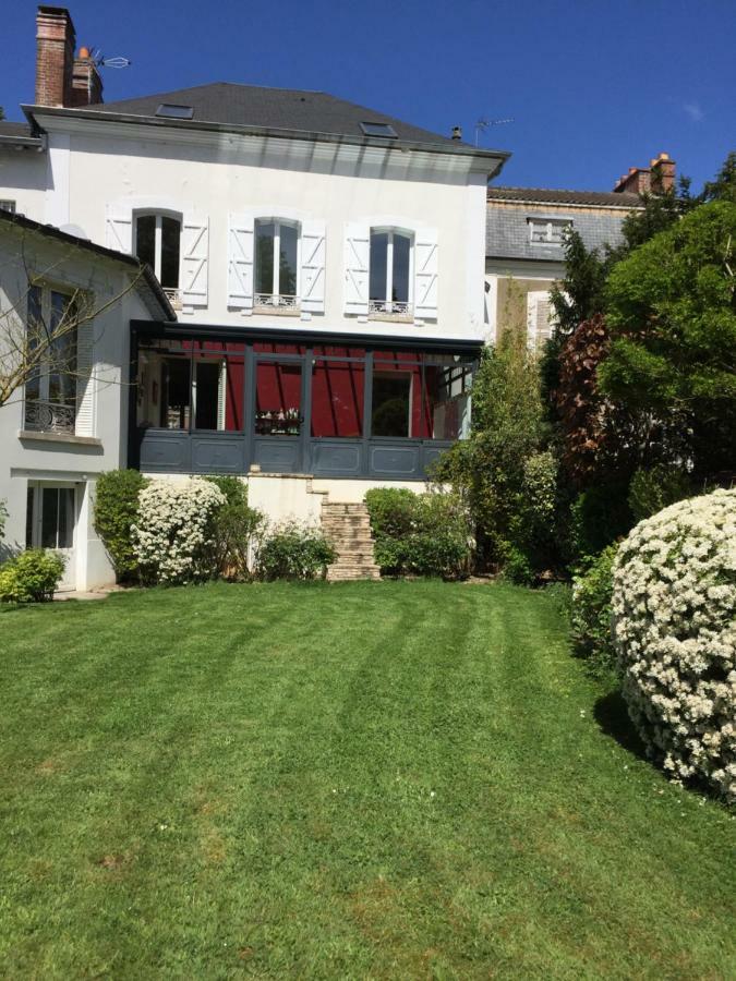 샤토티에리 메종 주사우메 라투르 B&B 외부 사진